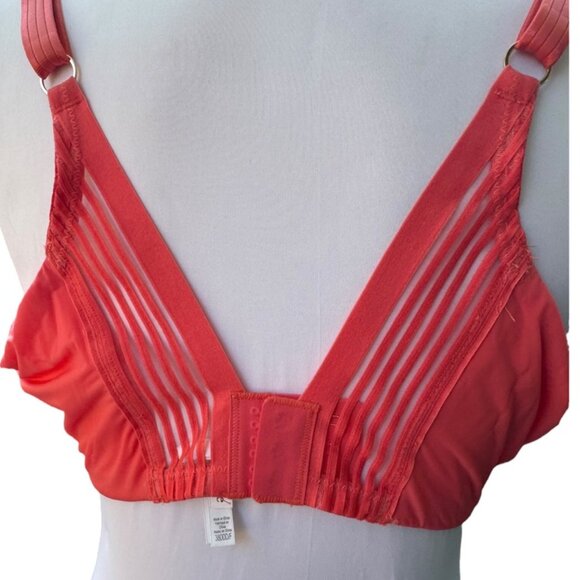 Le Mystère Second Skin Back Smoother Bra Women's Size 38DDD/F - Picture 6 of 16